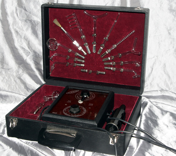 Lovely 14pc Fluvita Violet Wand / Violet Ray