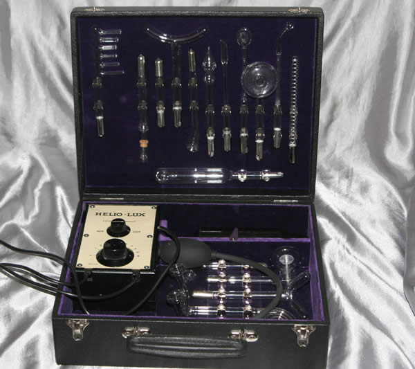 Lovely 18pc Helio-Lux Violet Wand
