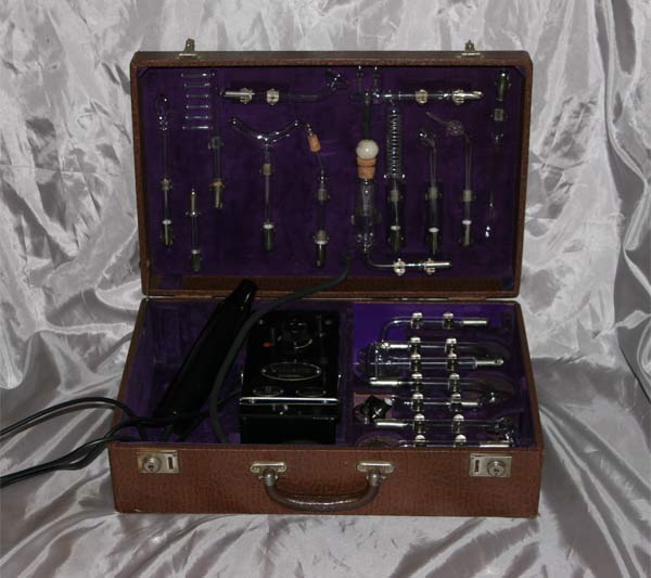 Lovely 19pc Violetta Violet Wand